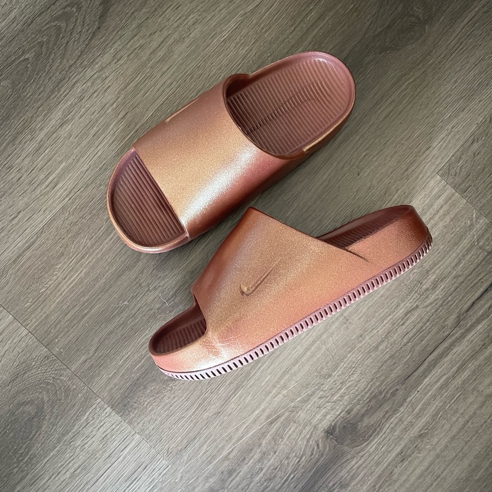 Nike Women’s Slide Sandals - Metallic Rose Copper
